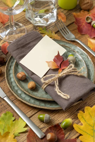 Autumn Rustic Table Place Card Colorful Leaves Berries Close Mockup — Stok fotoğraf