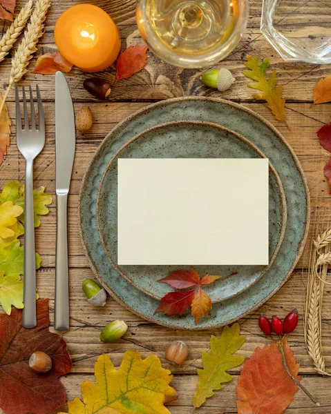 Autumn Rustic Table Setting Blank Card Colorful Leaves Berries Top — Fotografia de Stock