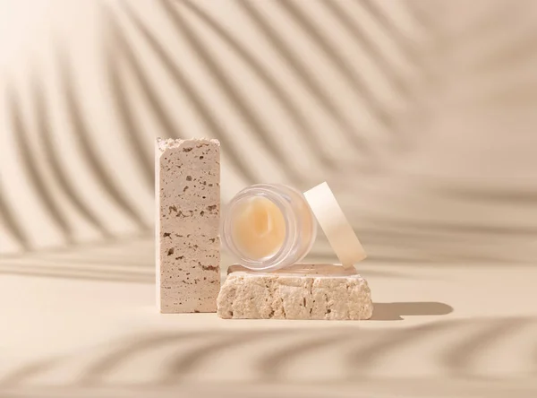 Smass Glass Cosmetic Jar Travertine Stones Light Beige Close Palm — Stockfoto