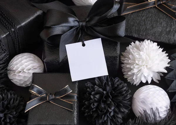 Gift Boxes Black White Paper Flowers Decorations Square Gift Tag — Fotografia de Stock