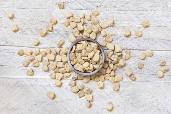 Bowl Raw Dry Grass Pea Wood Top View Healthy Protein — Stock Fotó