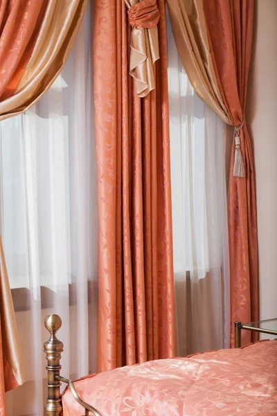 Interior room. curtains. drapes. bedroom — Stock Photo, Image