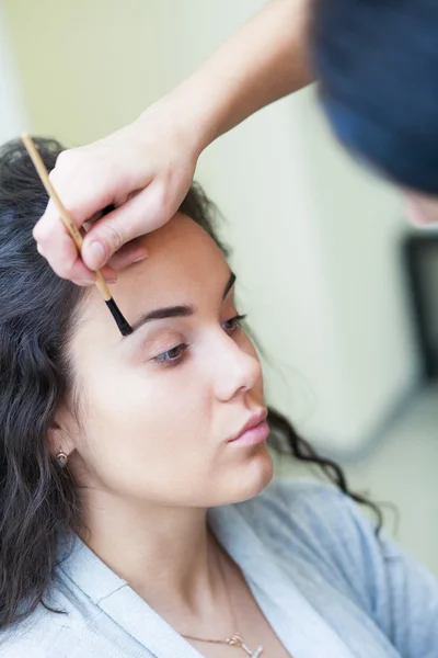 Dívka barvy na oči a rty. make-up. — Stock fotografie