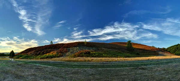 Podzimní panoramatické krajiny při západu slunce — Stock fotografie