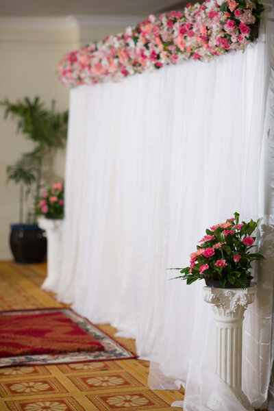 Красивый цветок свадебное украшение, вид сбоку
