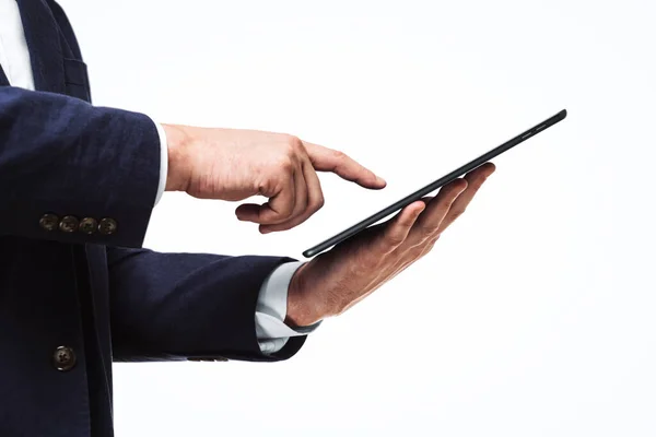 Hombre usando tableta digital, de cerca. Concepto tecnológico — Foto de Stock