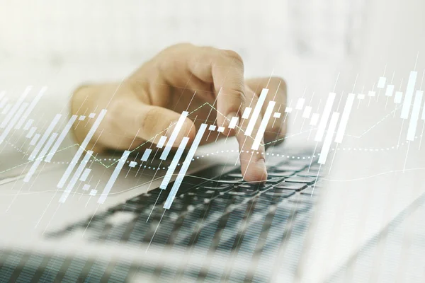 Multi exponering av abstrakt kreativt finansiellt diagram med handskrift på datorns tangentbord på bakgrund, forskning och analytics koncept — Stockfoto