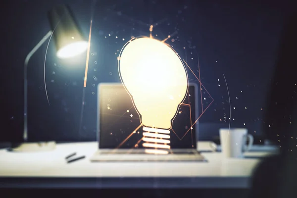 Kreativ idé koncept med glödlampa illustration på modern bärbar bakgrund. Multiexponering — Stockfoto