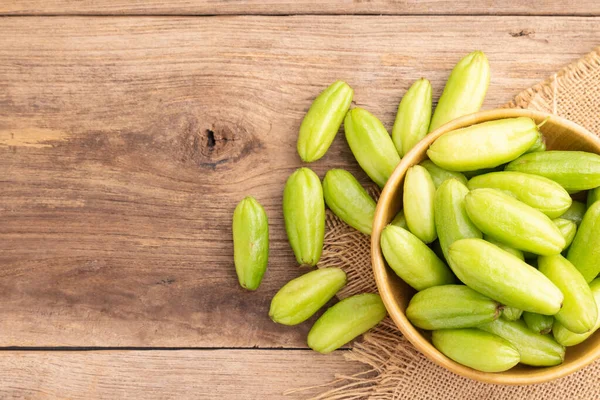 Close Bilimbi Fruit Averrhoa Bilimbi Wooden Table Background Food Healthcare — Stock Photo, Image