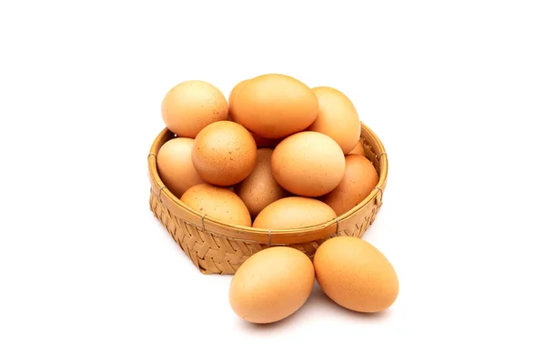 Куриные Яйца Корзине Изолированы Белом Фоне — стоковое фото
