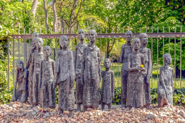 Memorial Del Holocausto Escultura Bronce Víctimas Judías Del Fascismo Cementerio — Foto de Stock