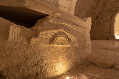 Bet She 'arim in Kiryat Tivon, İsrail' deki lahitli tabutların mağarası.