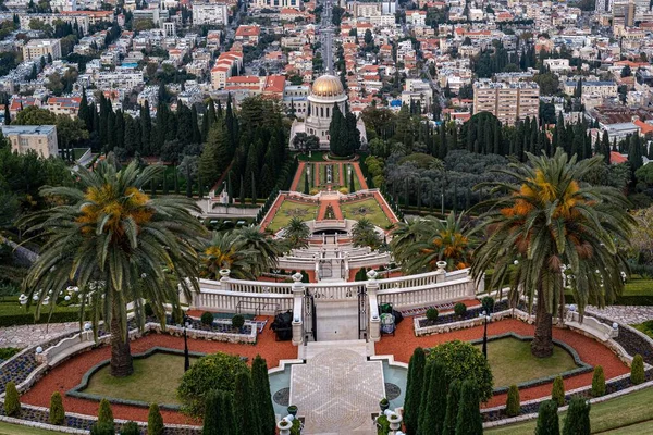 Pohled Záliv Haifa Bahrajnský Chrám Zahrady Karmelu Hoře Haifě Izrael — Stock fotografie