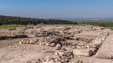 Tel Megiddo Ulusal Parkı 'nın panoramik manzarası bir arkeolojik alandır. Aynı zamanda Mahşer olarak da bilinir. İyi ve kötü arasındaki son savaşın verileceği yer..