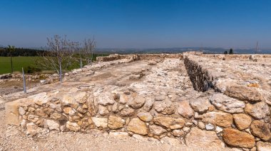 İsrail 'in Tel Megiddo kentindeki İsrail döneminden kalma Kuzey Sarayı ve İstikrar Bölgesi.