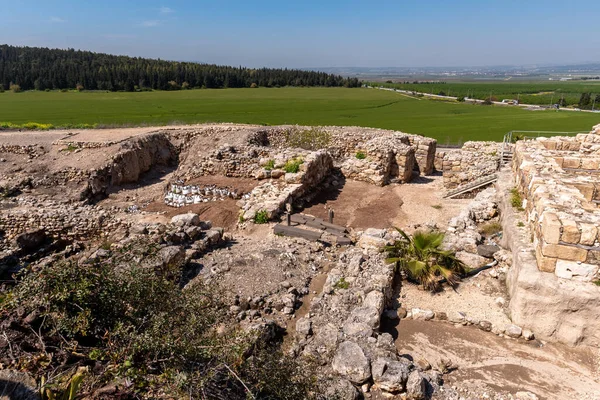Tel Megiddo Ulusal Parkı arkeolojik bir yerdir. Aynı zamanda Mahşer olarak da bilinir. İyi ve kötü arasındaki son savaşın verileceği yer..