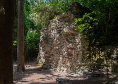 Nahal Hashofet 06-09-2022 Nahal Hashofet 'te bir un değirmeninden geriye ne kaldı? Plaket diyor ki: 