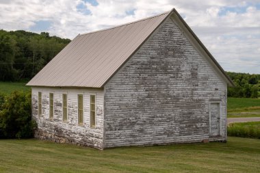 Underwood, Minnesota, ABD yakınlarında eski ahşap bir kilise..