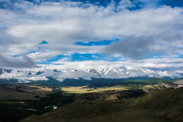 A montanha Aktru . — Fotografia de Stock