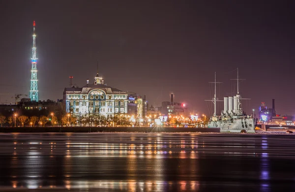 Gece St. Petersburg.