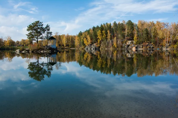 Het bergen meer Telifsiz Stok Fotoğraflar