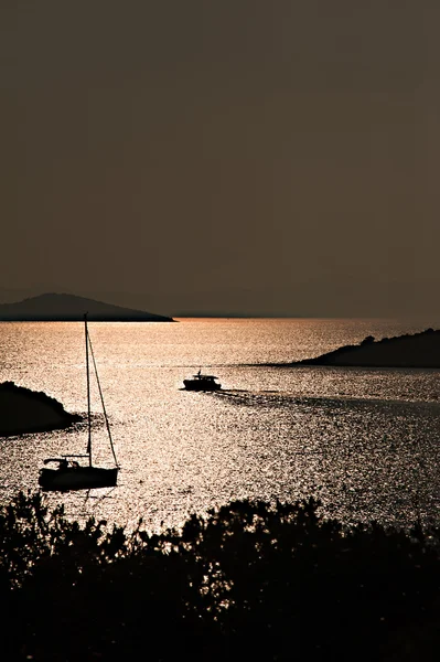 Pôr do sol sobre o mar — Fotografia de Stock