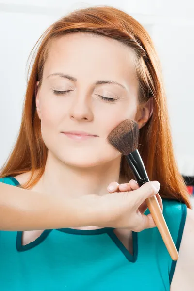 Maquillarse —  Fotos de Stock