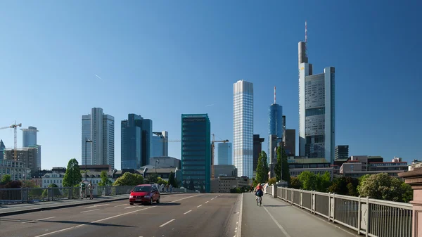 Francoforte città vista strada — Foto Stock