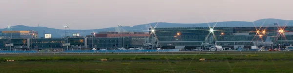 Frankfurter Flughafenpanorama — Stockfoto
