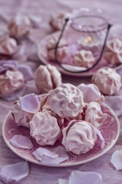 detail čokoládové lanýže na kakaové boby