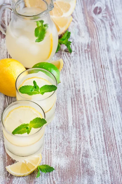 Mint limonade achtergrond — Stockfoto