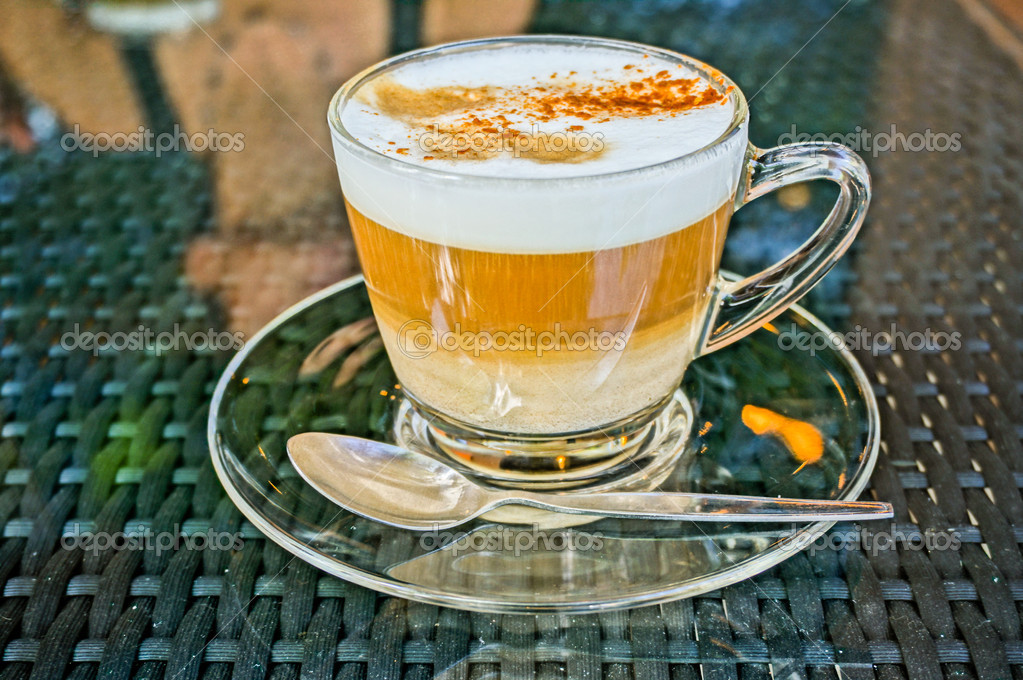 schuif Gelijkmatig Verscherpen Coffee cappuccino in a glas cup. HDR picture Stock Photo by ©PurpleGecko  38944351
