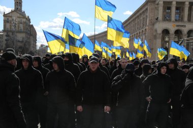 03.23.2019 Ukrayna. Kyiv. Ulusal Kolordu, Ukrayna ordusunda hırsızlığa karşı bir miting düzenledi..
