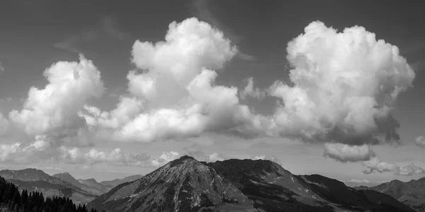 Three Clouds Mountain Peak — Foto Stock