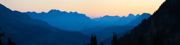 Alpine Scenery Morning Light — 图库照片