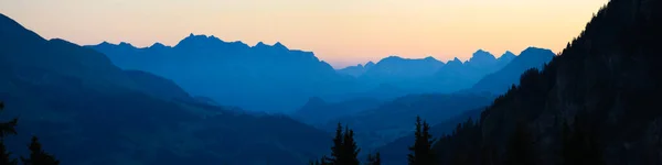 Alpine Landschaft Morgenlicht — Stockfoto