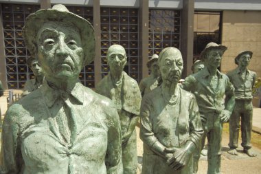 statuenvor de centrale bank van costa rica