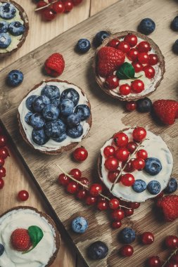 Berry tartlets