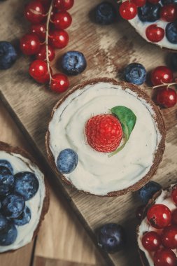 Berry tartlets