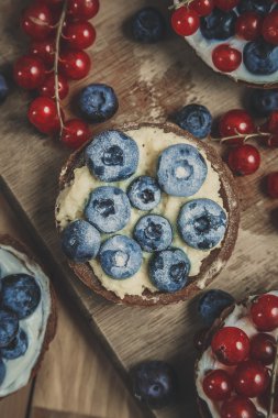 Berry tartlets