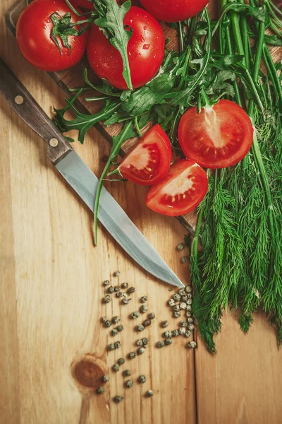 Tomates y eneldo — Foto de Stock