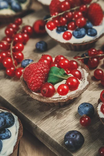 Berry tartlets — Stockfoto