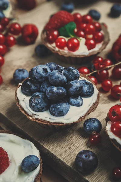 Berry tartlets — Stockfoto