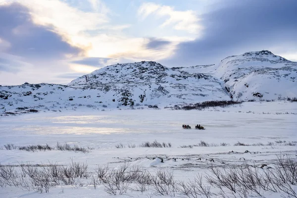 Şubat Ayı Sonunda Barents Denizi Kıyısında Teriberka Rusya Kar Gezintisi — Stok fotoğraf