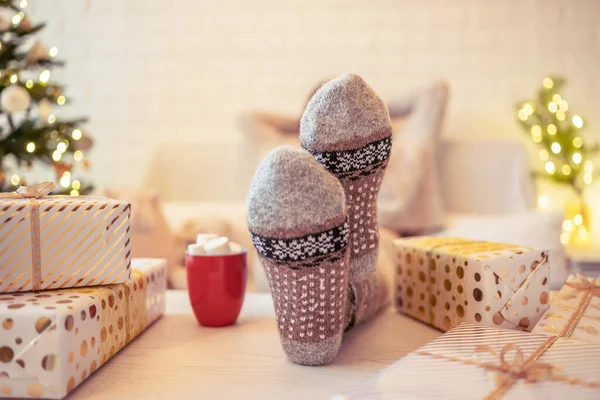 Woman Sitting Couch Christmas Tree Female Legs Feet Winter Woolen — Stock Photo, Image