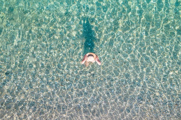 Top View Young Beautiful Naked Woman Hat Standing Sunbathe Sea — Stockfoto