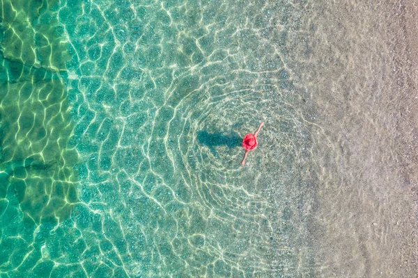 Top Aerial View Young Beautiful Woman Red Hat Bikini Walking —  Fotos de Stock