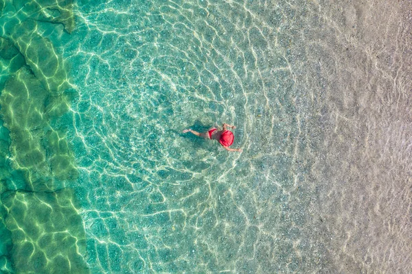 Top View Young Beautiful Woman Red Hat Bikini Swimming Sea —  Fotos de Stock