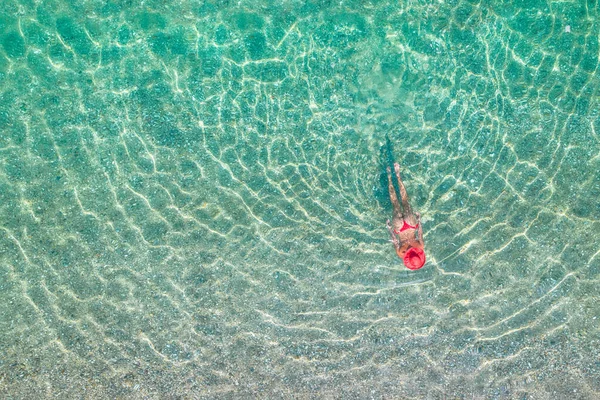 Top View Young Beautiful Woman Red Hat Bikini Swimming Sea — Photo