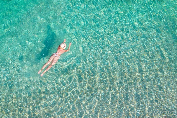 Top Aerial View Young Beautiful Woman Hat White Bikini Swimming — 스톡 사진